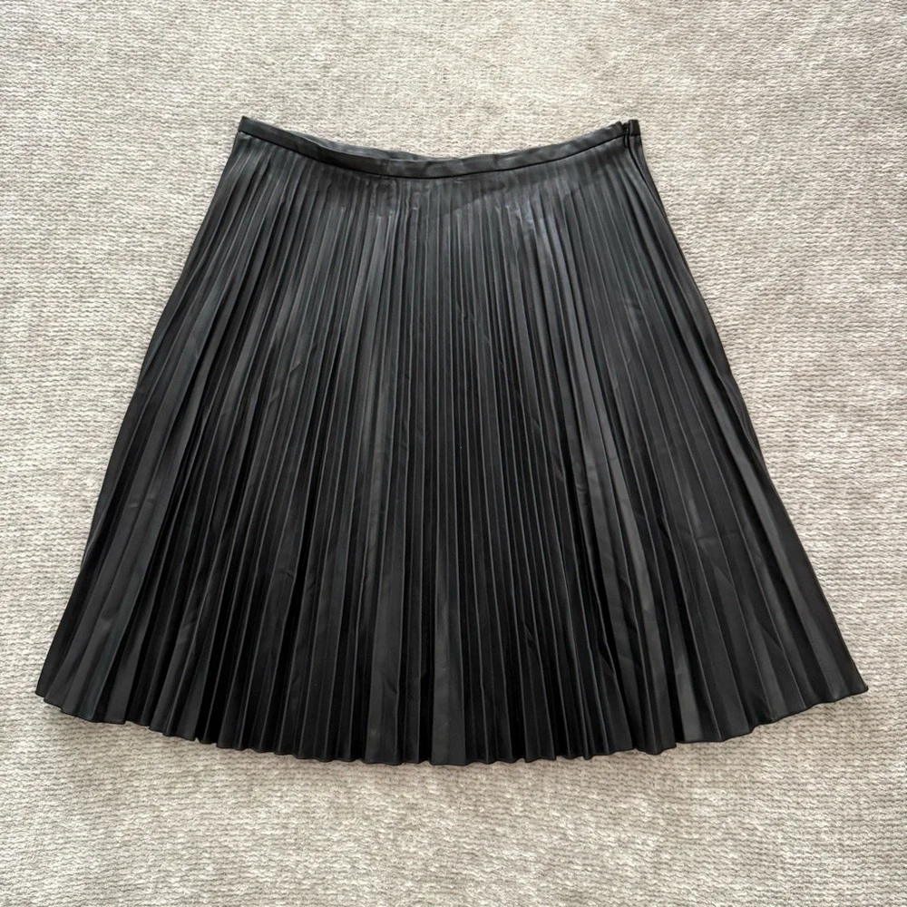 Georges Rech Paris Black Pleated‎ Faux Leather Skirt Midi A-Line Size M